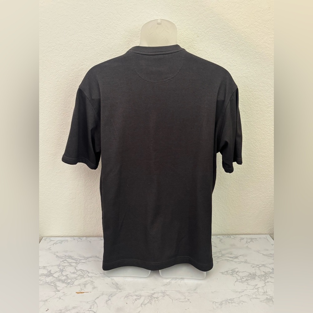 Van Heusen Studio Men's T-Shirt Black Sz M Moisture Control Pullover Stretch - Picture 3 of 4
